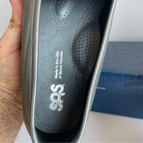 NEW SAS women's metro loafer - narrow in pewter
Women size 9.5 WW Made In USA - Picture 5 of 10